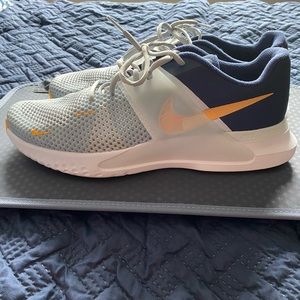 Nike Renew Cross Training Shoes